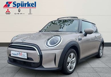 MINI ONE, 2022