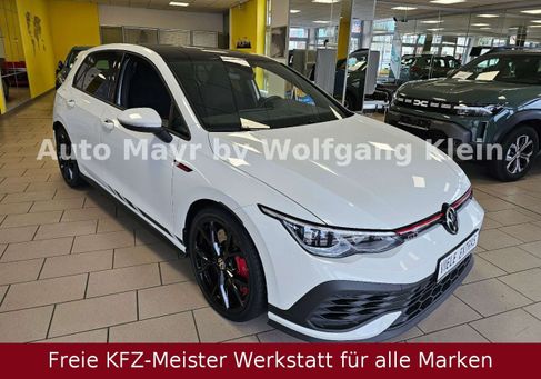 Volkswagen Golf, 2022