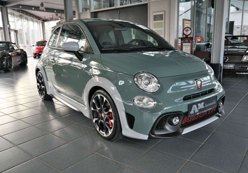 Abarth 695, 2020