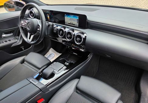 Mercedes-Benz CLA 220, 2021