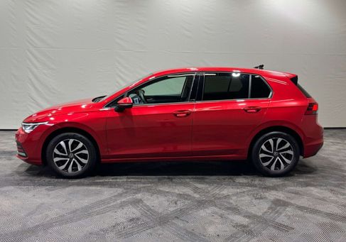 Volkswagen Golf, 2022