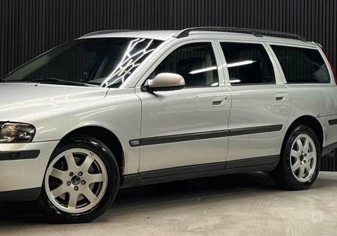 Volvo V70, 2003