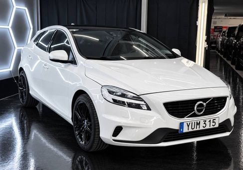 Volvo V40, 2018 3