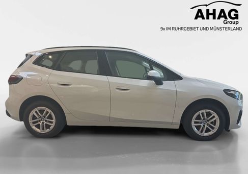 BMW 218, 2024 3