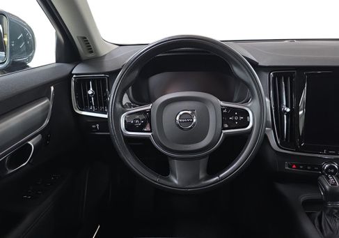 Volvo V90, 2020