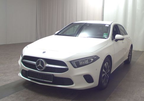 Mercedes-Benz A 180, 2022