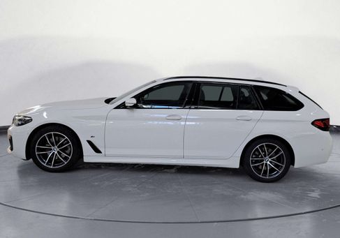 BMW 520, 2022