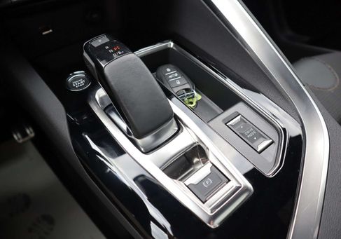 Peugeot 3008, 2022