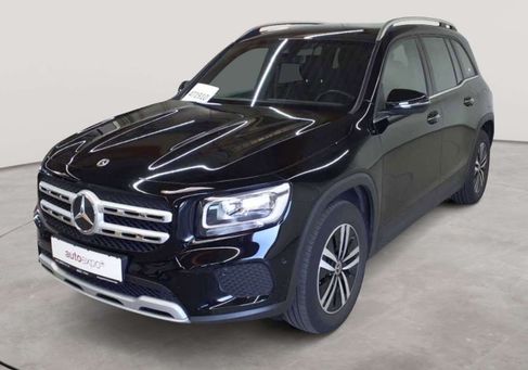 Mercedes-Benz GLB 200, 2022