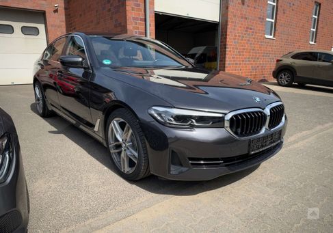 BMW 520, 2021