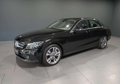 Mercedes-Benz C 300, 2021