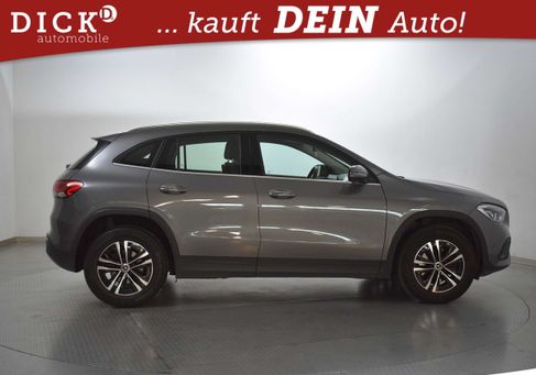 Mercedes-Benz GLA 180, 2024