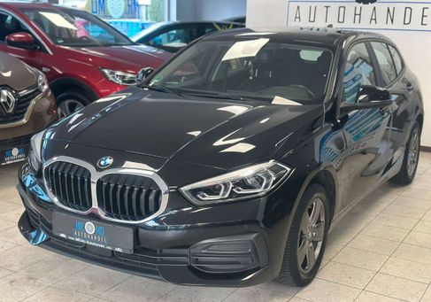 BMW 118, 2021