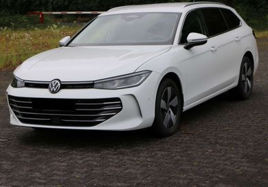 Volkswagen Passat Variant, 2025