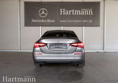 Mercedes-Benz A 200, 2024