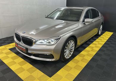 BMW 730, 2019