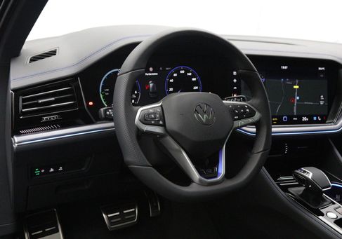 Volkswagen Touareg, 2025