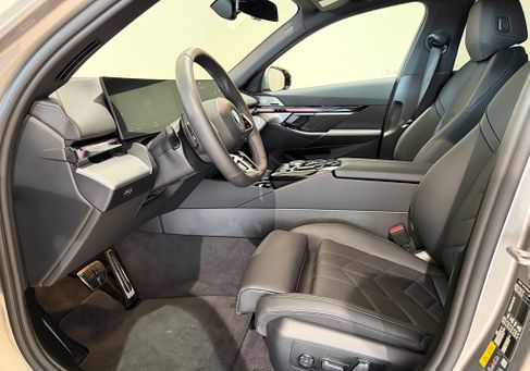 BMW 530, 2026 3