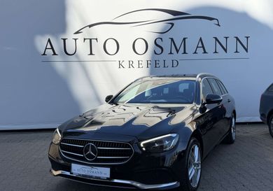 Mercedes-Benz E 300, 2022
