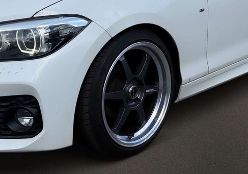 BMW 118, 2018