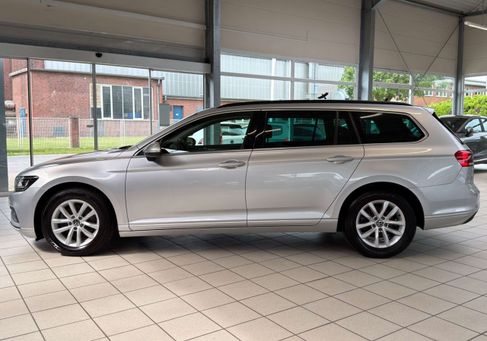 Volkswagen Passat Variant, 2021