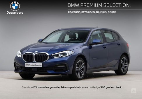 BMW 118, 2022