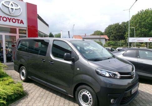 Toyota Proace, 2022 3