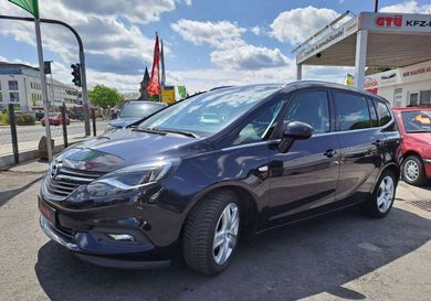 Opel Zafira, 2018