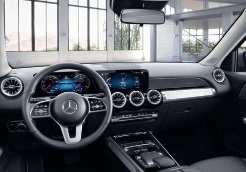 Mercedes-Benz GLB 200, 2022 3