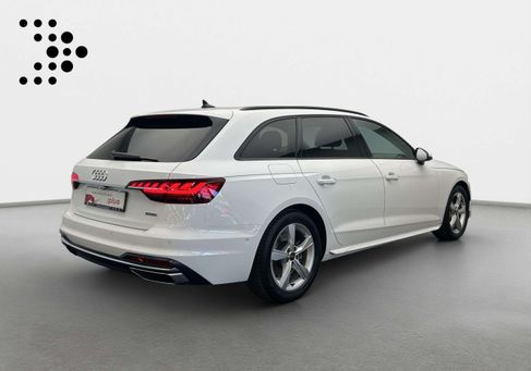 Audi A4, 2022