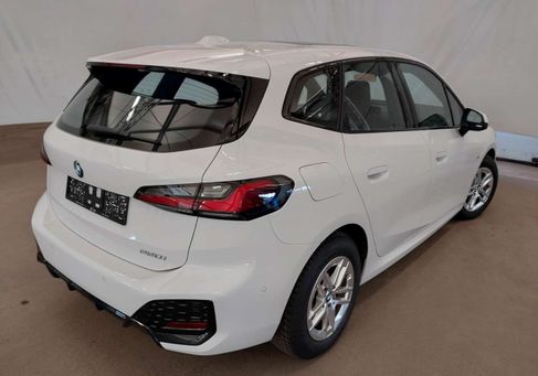 BMW 220, 2025 3