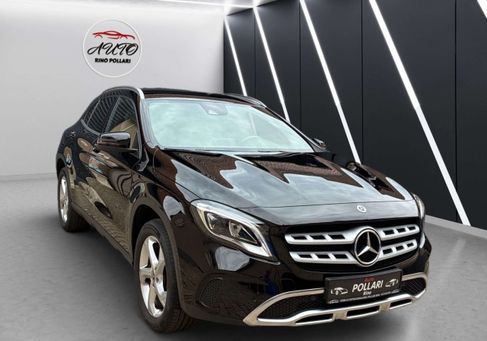 Mercedes-Benz GLA 200, 2018 3