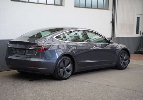 Tesla Model 3, 2019 2