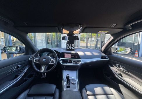 BMW 320, 2019