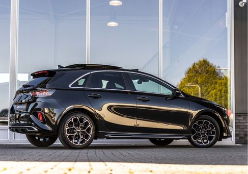 Kia Cee'd, 2022