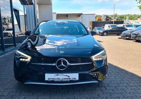 Mercedes-Benz CLA 180, 2023