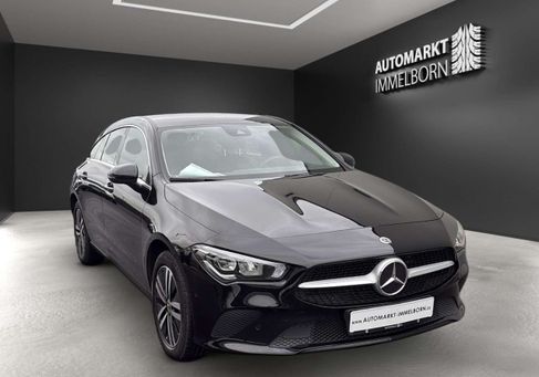 Mercedes-Benz CLA 250, 2022
