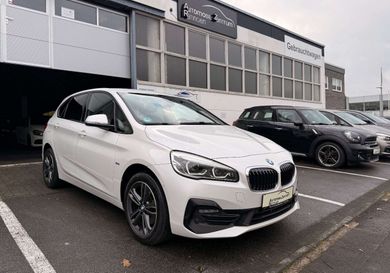 BMW 218, 2018
