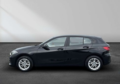 BMW 118, 2023