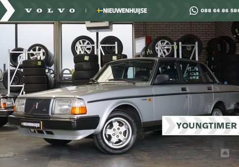 Volvo 240, 1989