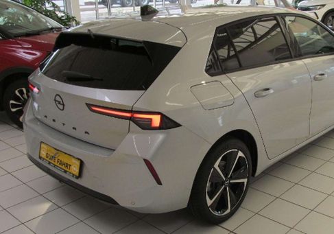 Opel Astra, 2024