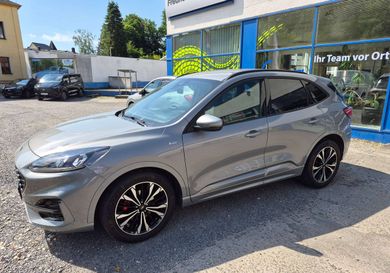 Ford Kuga, 2022