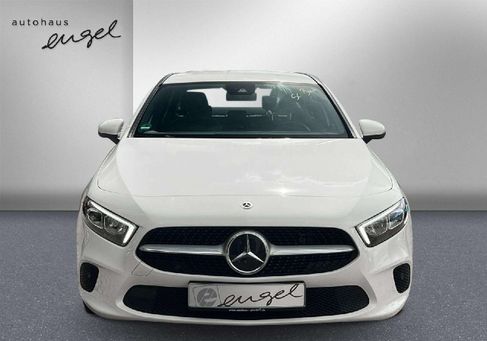 Mercedes-Benz A 250, 2021 3