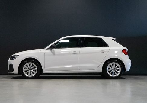 Audi A1, 2023