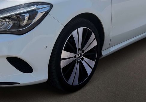 Mercedes-Benz CLA 220, 2019