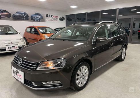 Volkswagen Passat, 2012