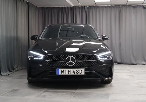 Mercedes-Benz CLA 200, 2025