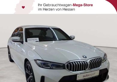BMW 330, 2023