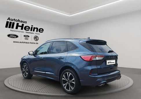 Ford Kuga, 2022