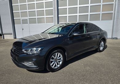 Volkswagen Passat, 2022
